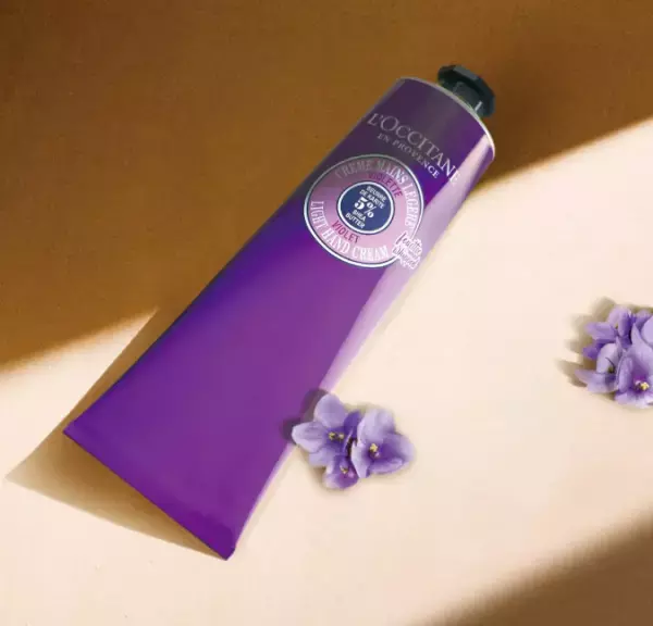 淡雪質感×可憐なスミレの香り！ロクシタン「スノーシア（ヴァイオレット）」を限定発売