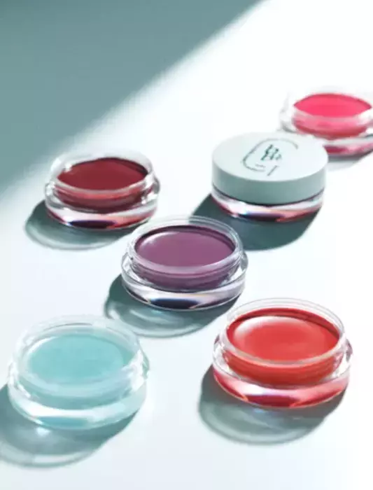 「bobe」が唇・頬・目元マルチに使える「スキンカラーバーム」全6色新発売