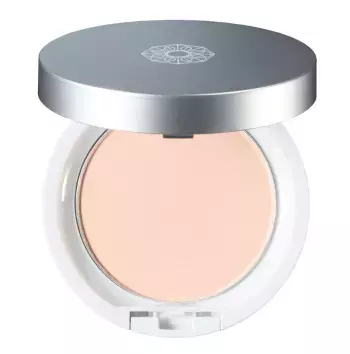 肌に溶け込む血色感　話題のパーフェクトワンUVパウダーに新色登場