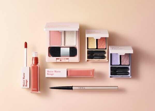 ファンケルの「2025年 秋限定メイク」アイテムに注目！