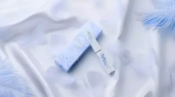 元AKB48メンバーがプロデュース！まつ毛美容液「Plumère」が新登場