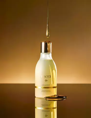 HACCIが『メルティグレース オイルクレンジング』を発売