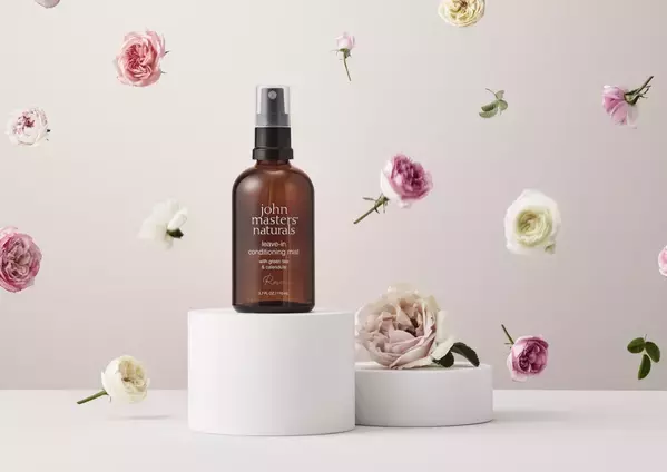 ローズに満たされて！夏のパサつきに潤いを与えるミスト登場