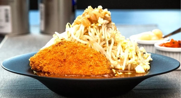 健康志向型のカレーを提供するりんごカレー専門店が「カレッタ汐留」に登場