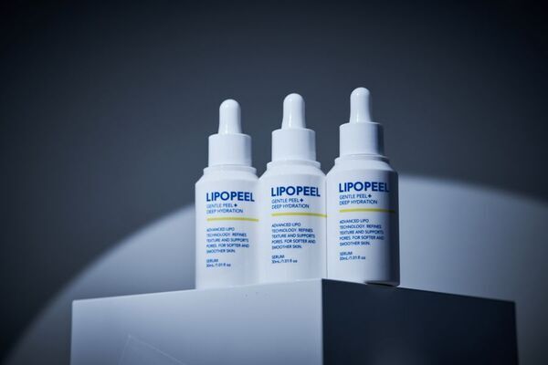 導入美容液「LIPOPEEL」、＠cosme SHOPPINGでの取り扱いを開始