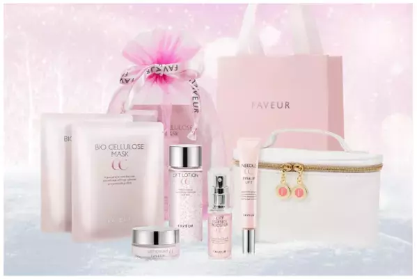 最新技術と次世代成分でエイジングケアする「FAVEUR クリスマスコフレ」