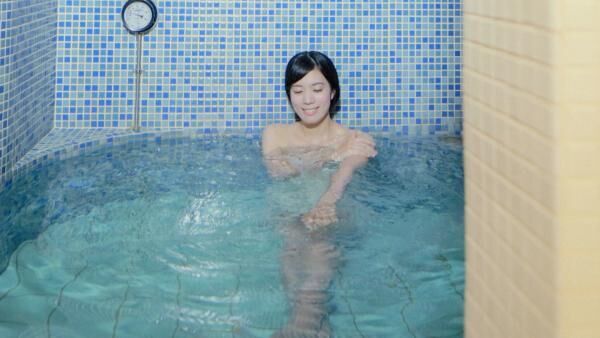 東京・学芸大学の銭湯に&quot;青の洞窟&quot;！？「千代の湯」で炭酸エステを体感