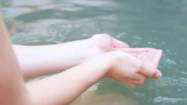 美肌効果や冷え症にも効果アリ♡ 都内で入れる極上の天然温泉3選