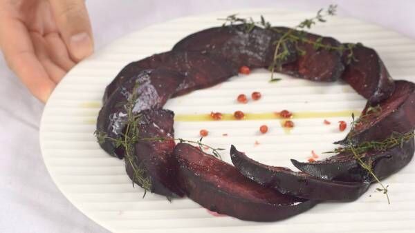 テーブルの彩りに！真っ赤な野菜「ビーツ」のおいしい調理法