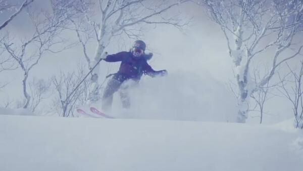 世界のスキーヤーが憧れるパウダー天国「キロロ スノーワールド」の空気よりも軽い粉雪に興奮！