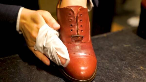 秋靴のお手入れに！&quot;靴磨き職人&quot;直伝の靴磨きのコツって？