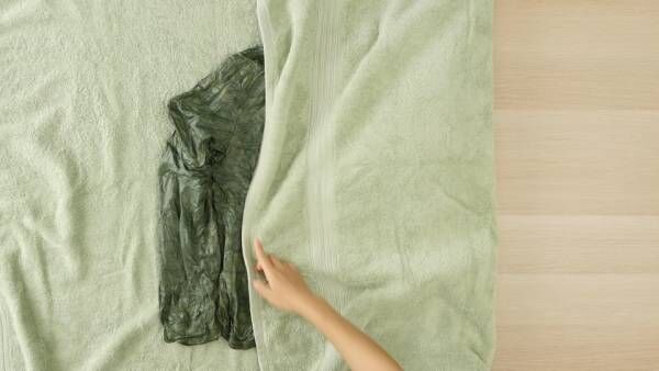 ダウンコートは家庭で洗濯できる？失敗しない方法や洗い方のコツ