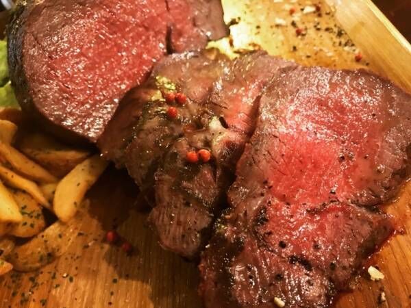 ローストビーフで作る新感覚クレープ！渋谷「肉（ニク）レープ」