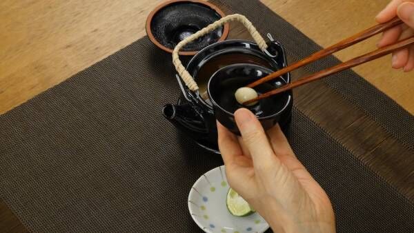 秋の贅沢「松茸土瓶蒸し」の食べ方を解説！正しく食べる順番