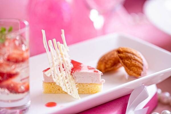 ストロベリー・ピンク・リボンがテーマのスイーツイベント、大阪 アートグレイス ウエディングコーストにて開催！