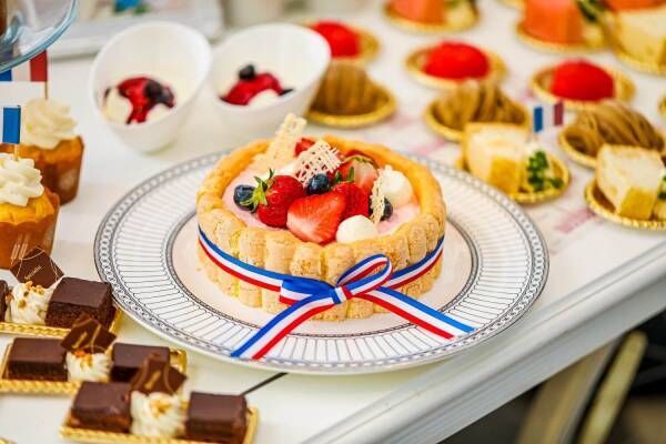 “パリジェンヌのお茶会”イメージのスイーツブッフェが大阪の結婚式場にて開催！