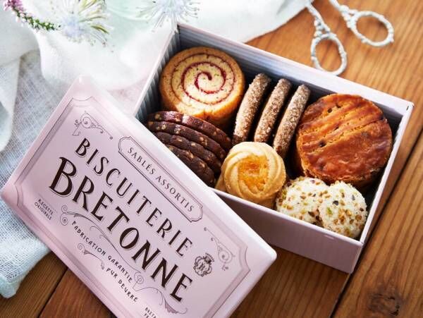 ビスキュイテリエ ブルトンヌのバレンタイン＆ホワイトデー限定クッキー缶