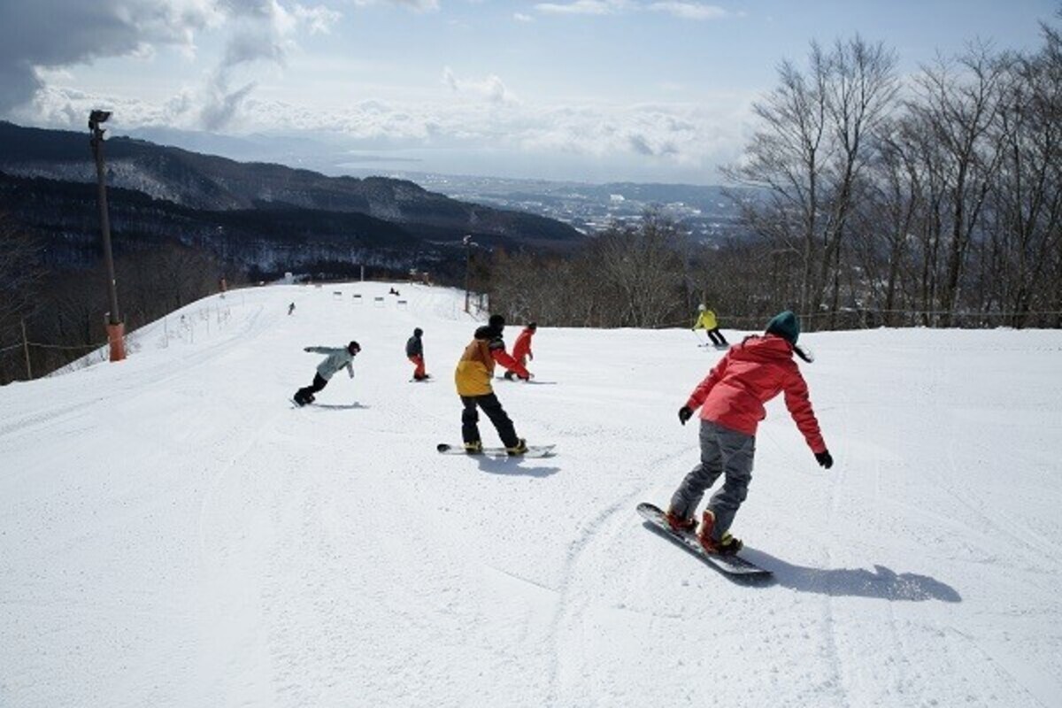 ゲレンデスペシャル 今期のスキー場は星野リゾートがアツい 冬の絶景体験 コーチの後を滑る プログラム 女子カレー 16年12月7日 ウーマンエキサイト 1 2
