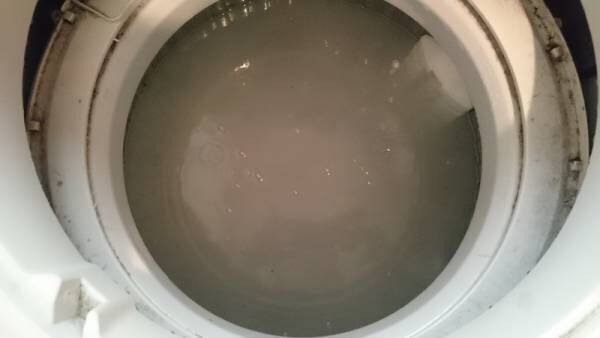 まずは洗濯槽を美しく。汚いカビ汚れを徹底除去！
