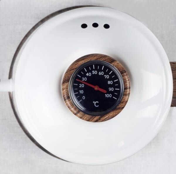 コーヒーメーカーのデバイスタイルからアナログ式温度計付電気ケトル『KA-800C』が11/1より登場♪