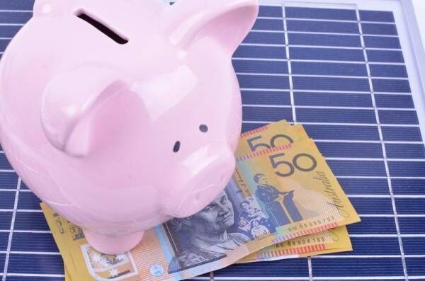 太陽光発電で光熱費は節約できる？光熱費節約の仕組みと節約金額を徹底調査