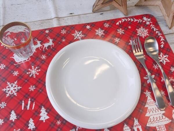 【100均】クリスマスパーティーにぴったり！ホリデー感満載のテーブルウェア5点