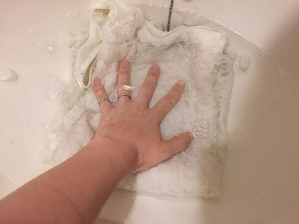 手洗い表示の洗濯物ってどうしてる？1番簡単に洗える方法を試してみた【ニット・カーディガン・レース】