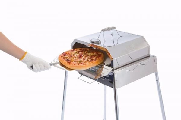 アウトドアでピザやオーブン料理にチャレンジ！「DCMブランド ピザオーブン」が 新発売♪