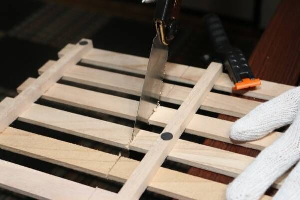 木材カットから粗大ごみの処理まで。二つ折り＆替刃ノコギリの《スマートソー》をテストしてみました！