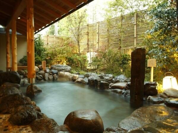 【京都】「嵐山」の紅葉と温泉が楽しめるおすすめの宿5選