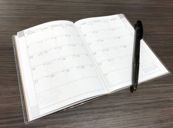 【セリア】シンプルで使いやすい♪10月始まりのスケジュール帳で2020年を迎える準備を！