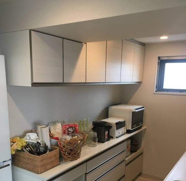 新築の悩み。キッチンの食器棚は「据え置き」と「造り付け」どっちがいい？