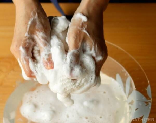 まるで素手洗い。やさしいのに汚れがしっかり落ちる「点」で洗うボディタオル、7月6日（月）発売。