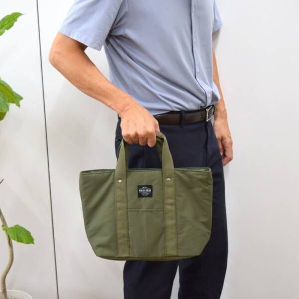 【新商品】軽量＆シンプル男性にもぴったりポケットも豊富な保冷ランチバッグが登場です！