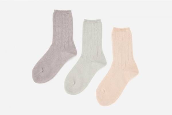 春カラーのオーガニックコットンで編み上げた日本製「綿のゆったり靴下」「綿のショートウォーマー」をKEYUCAより新発売