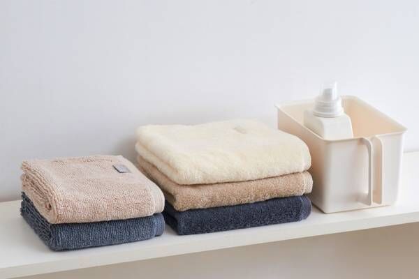 お洗濯しやすくかさばりにくく毎日洗える。タオルのように吸水して干しやすい、抗菌機能付きバスマットがKEYUCAより新発売