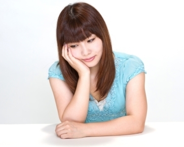 冬太りの原因にも!? “冬季うつ”の原因と対処法