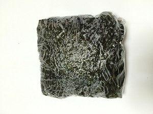 お弁当OL必見！ 専用のりまで登場した、大流行中の「おにぎらず」とは!?