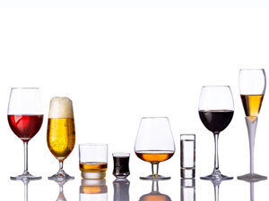 今晩は、お気に入りのお酒でカンパイ！　OLたちのお酒ランキング　