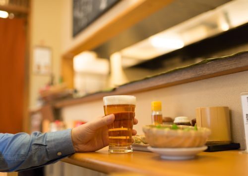 弁護士が解説！居酒屋で「お通し代」の支払いを断ることは法的に可能？