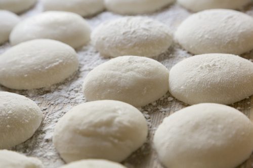 年末年始に増える「餅窒息事故」　餅をついた人も責任があるって本当？