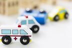 緊急走行中の救急車に道を譲らないとどんな罰則がある？