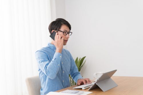 フランスで「つながらない権利」法案施行へ…日本で導入したらどんな影響が？