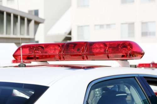 警察官が警察官のスピード違反を見逃し…どんな罰則が？