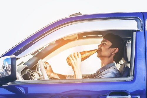 ちょっとでもお酒を飲んで運転したら飲酒運転にあたる？