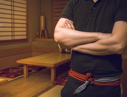 飲食店を予約した団体客がまさかの「バックレ」…損害賠償は請求できる？