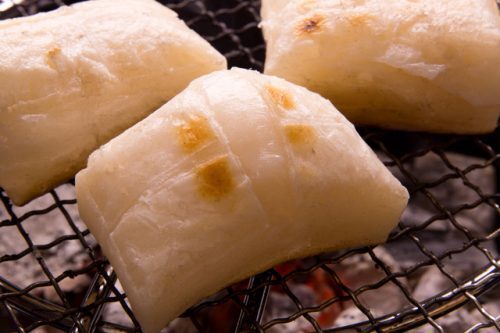 正月に多発する餅の喉つまり事故…責任は誰に？