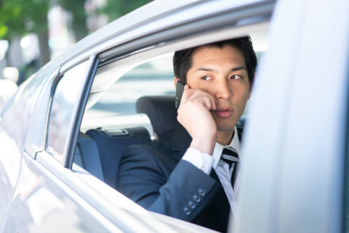 会社が営業車にGPSを取り付け位置を管理…人権侵害じゃないの？