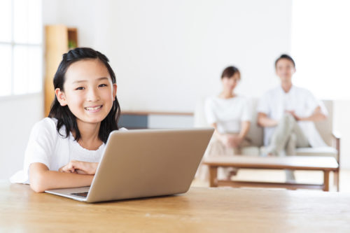 義務教育を受けない不登校YouTuber…親が罰せられる可能性は？