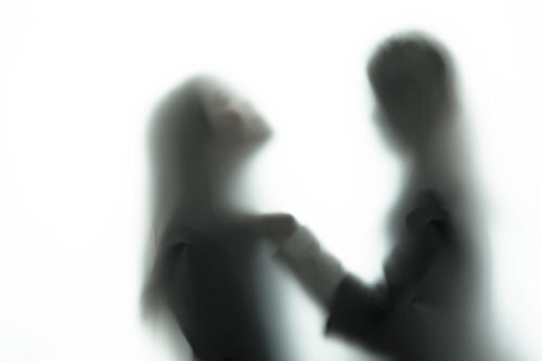 【実録｜弁護士は見た！】住む家を指示され毎月の給料を全額搾取されていた被害者